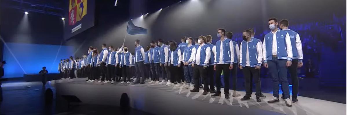 WorldSkills 2022 Lyon - Finales Nationales - Equipe AURA - présentation des jeunes récompensés à la compétition des métiers !